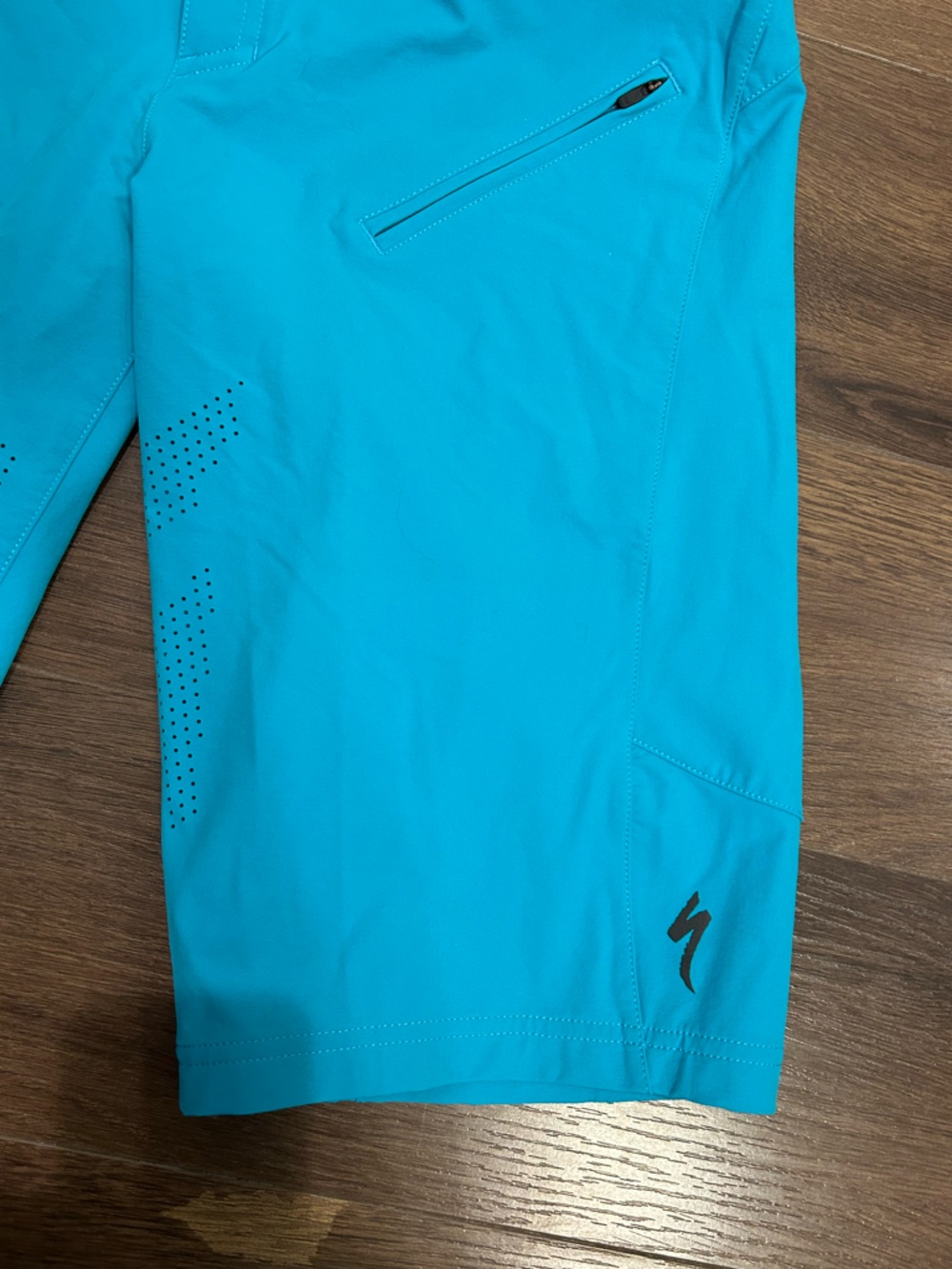Specialized Andorra Pro Shorts NWT with removable liner Women’s size Medium Aqua - Picture 5 of 7
